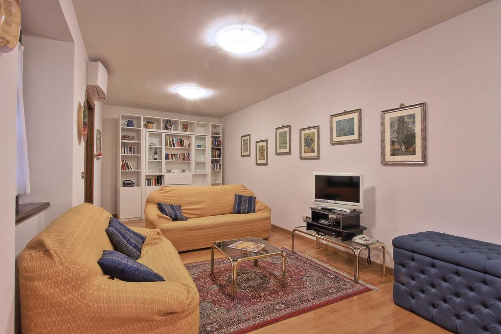 Florence Old Town Apartment Oda fotoğraf